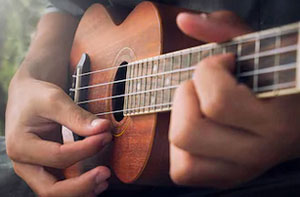 Ukulele Lessons Salisbury (SP1) Ukulele Lessons Salisbury (SP1)